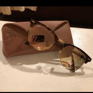Ray-Ban Clubmaster (rb3016)